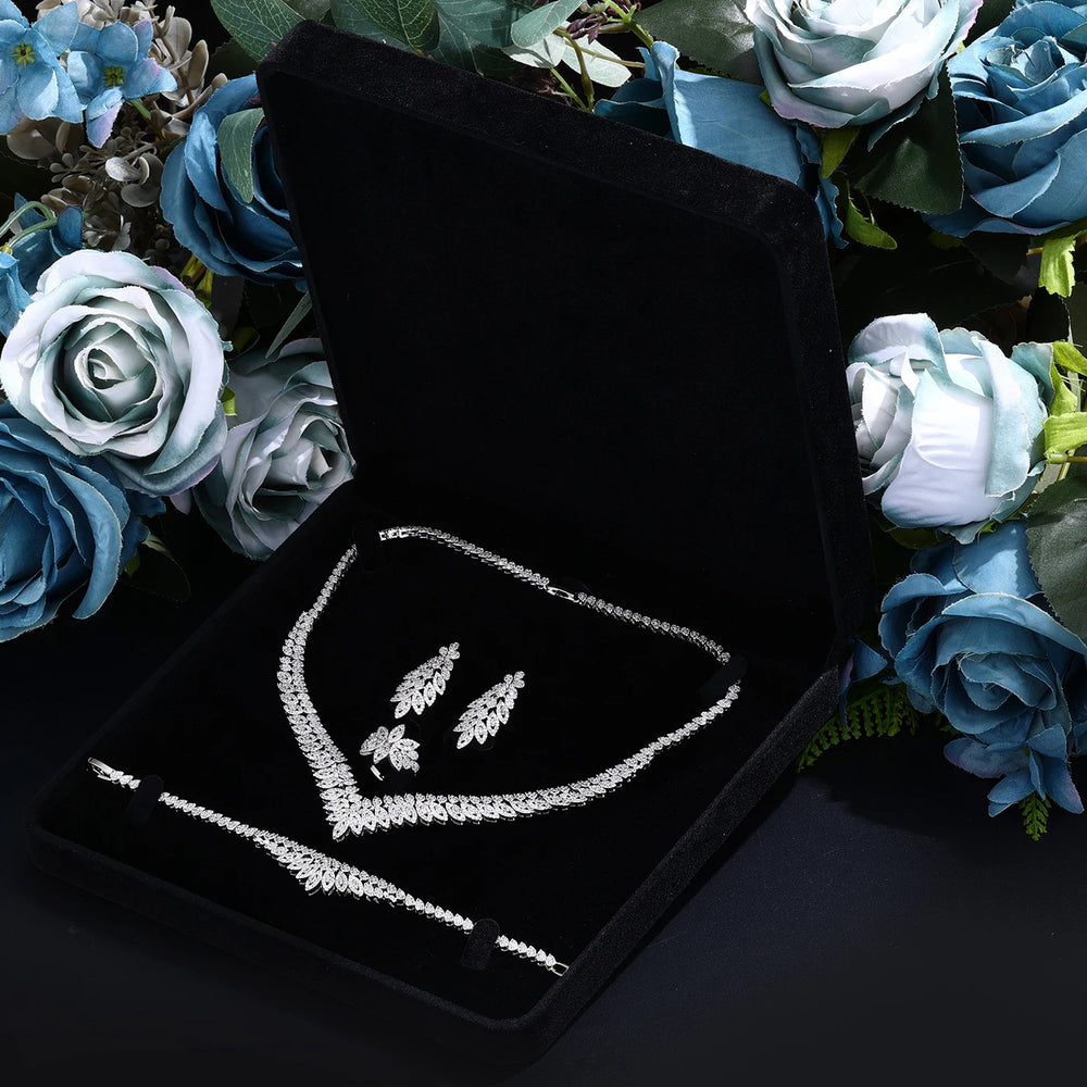 2025 Fashion Minimalist 4-piece Cubic Zirconia Bridal Wedding Jewelry Set Saudi Nigeria Women's Romantic Wedding Dress