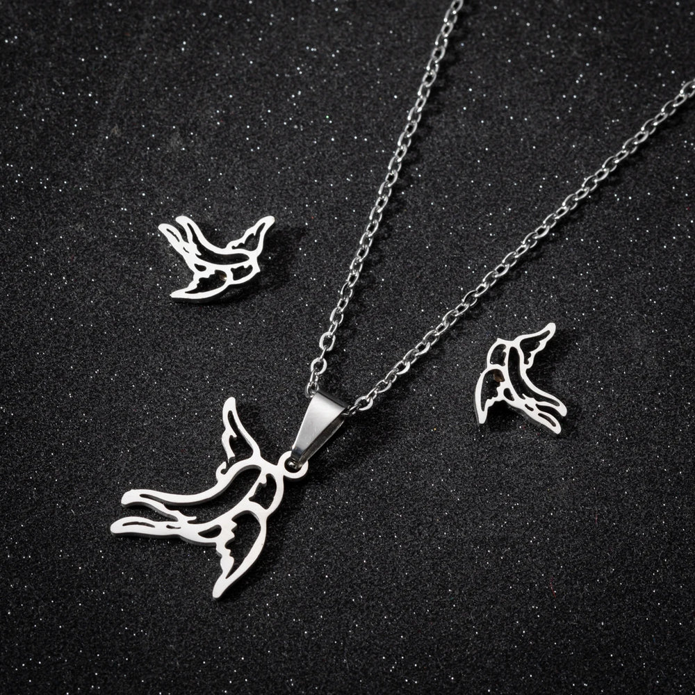 Stainless Steel Jewelry Sets For Women Necklace And Earing Anime Cute Cartoon Bow Mouse Chain Necklace Choker Desinger Charms