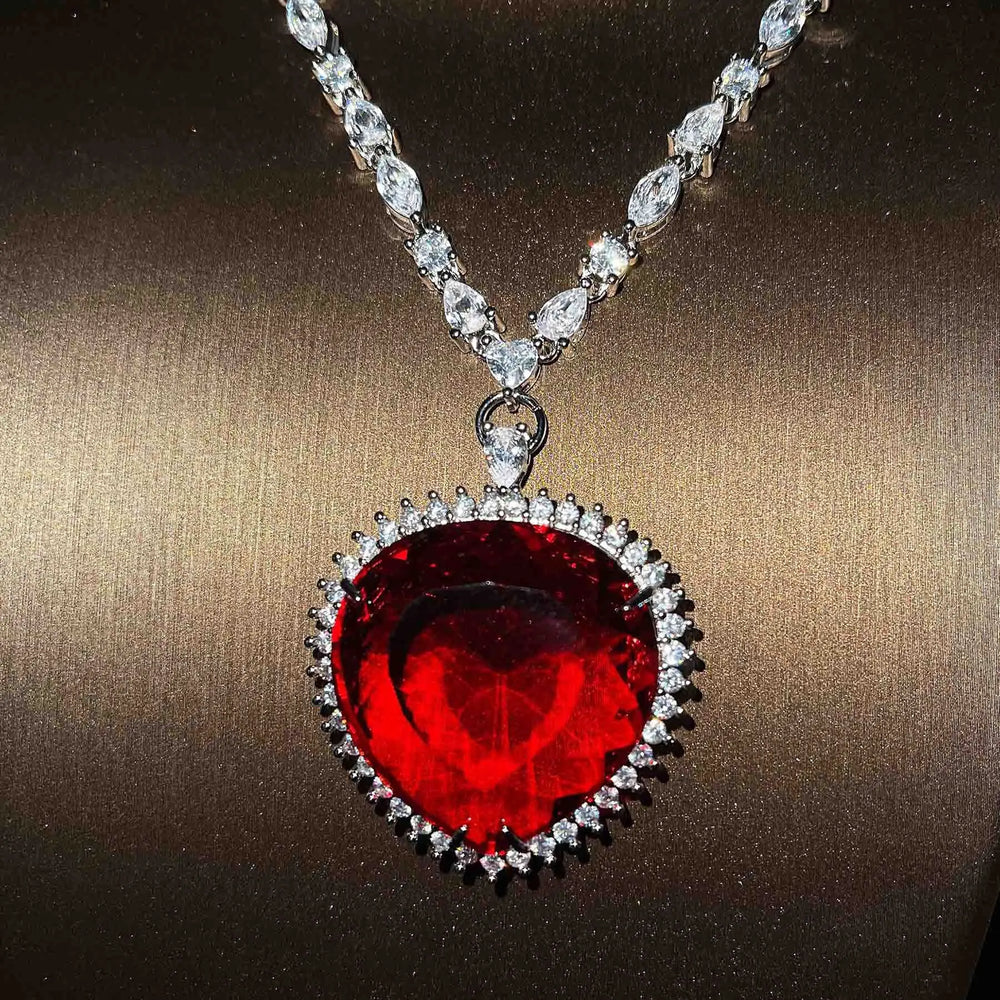 Blue Red TITANIC Heart of the Ocean Necklaces for Women Romantic Crystal Chain Pendant Necklaces Valentine's Day Jewelry Gift