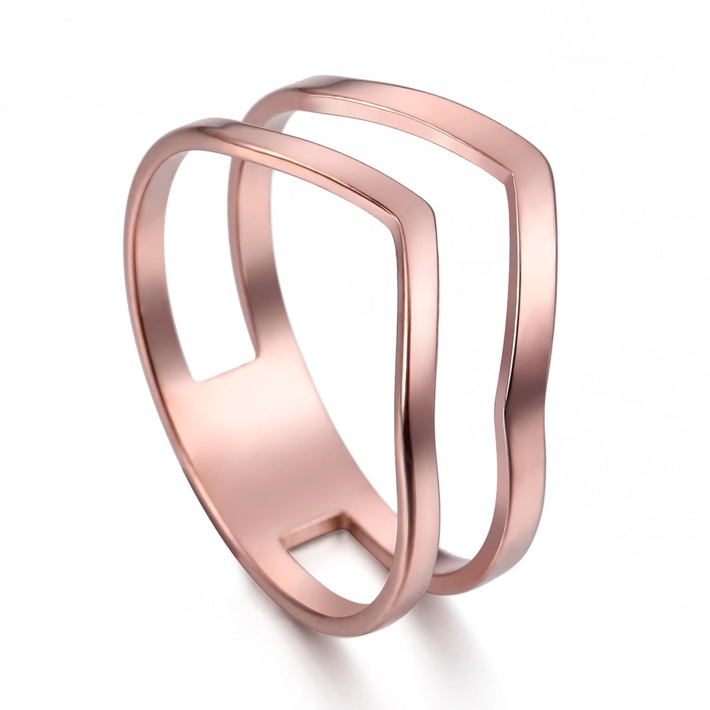 2025 Simple Geometrical Wave Ring Stainless Steel Gold Color Party Finger Rings Jewelry Birthday Gift for Women Girls
