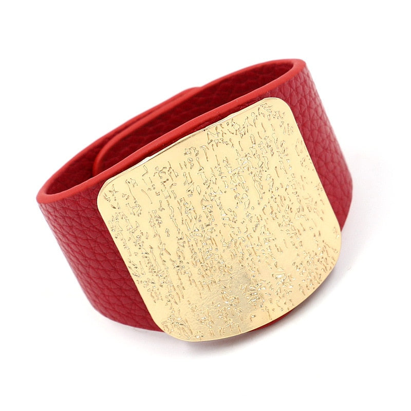 Equip yourself with this extraordinary Adjustable Leather Bracelet Women with a unique Geometric shape and the finest Tibetan silver, Copper Metal and PVC leather. Experience elegance and sophistication with this Fashionable Bangles piece!
