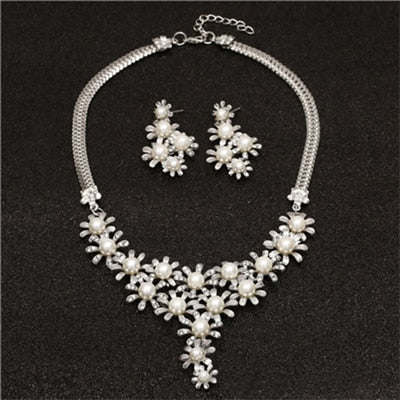 Elegant Pearl Bridal Jewelry Set