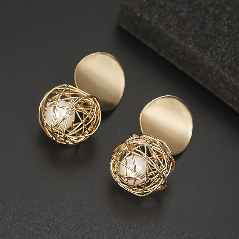 Delightfully charming and oh-so romantic, these earrings are crafted with zinc alloy and metal for a twinkling sparkle. Adorn yourself in these stylish and fashionable drop earrings perfect for any woman.