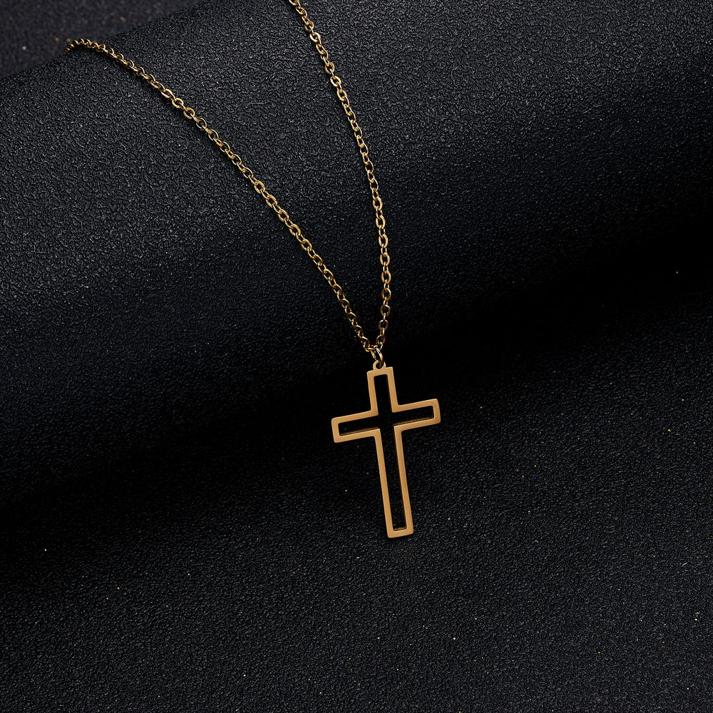 Enjoy the stylish, modern look of this stainless steel Long Chain Small Lightning Pendant Necklace! It's perfect for both men and women, and features a unique lightning modeling. The hardwearing link chain ensures long-lasting performance.