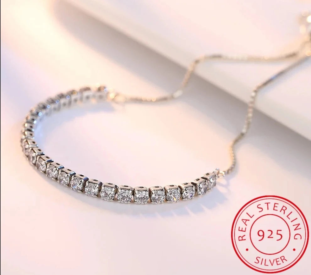 925 Sterling Silver Moissanite 1.3 Carat Bracelet Decoration Casual Fashion Light Luxury Niche Advanced Design Sense for Ladies