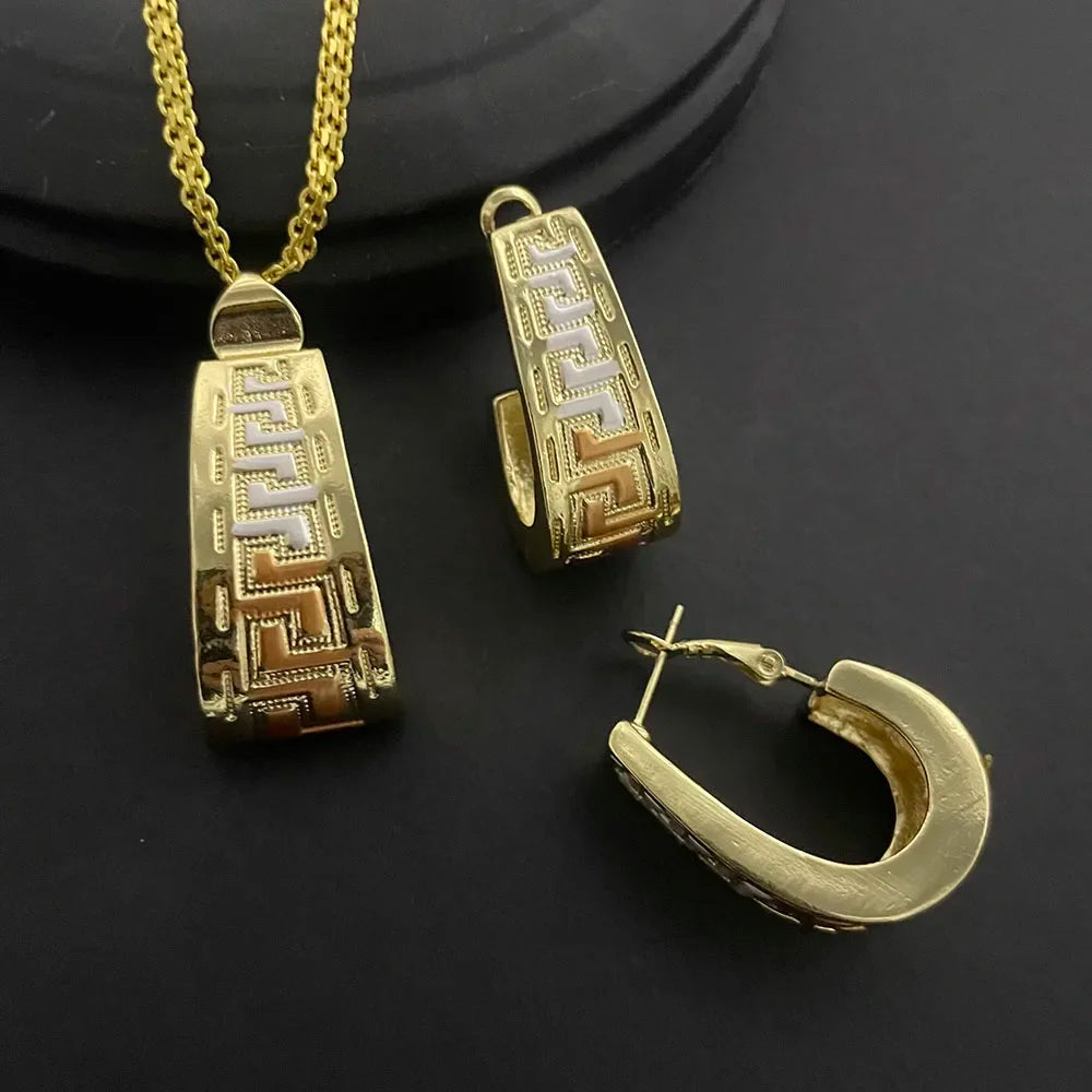 24K Gold-plated Two Piece Copper Jewelry Set India Dubai Jewelry Gold Warped Geometry Necklace Earrings