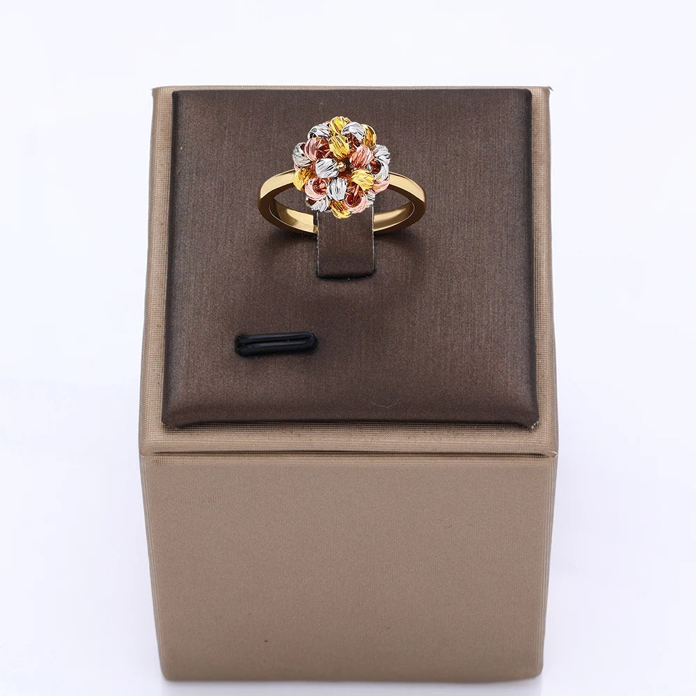 Fashionable 4-piece set of hand-woven gold and multi-color copper beads wavy line wear Open cuff bracelet ring for women's daily