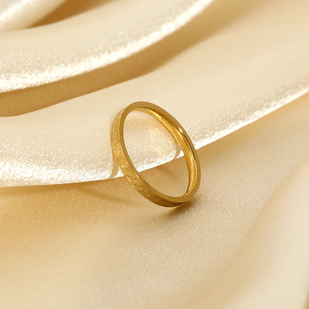 Tarnish Free Jewelry Stainless Steel 18K Gold Plated Grid Bold Stacker Rings For Women Grils Metal Lattice Band Ring 2022