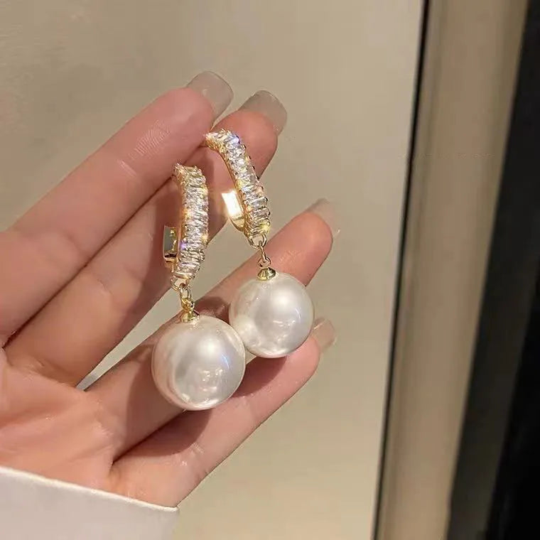 2024 New Classic Elegant Imitation Pearl Dangle Earrings For Women Crystal Long Tassel Exquisite Drop Earring Wedding Jewelry