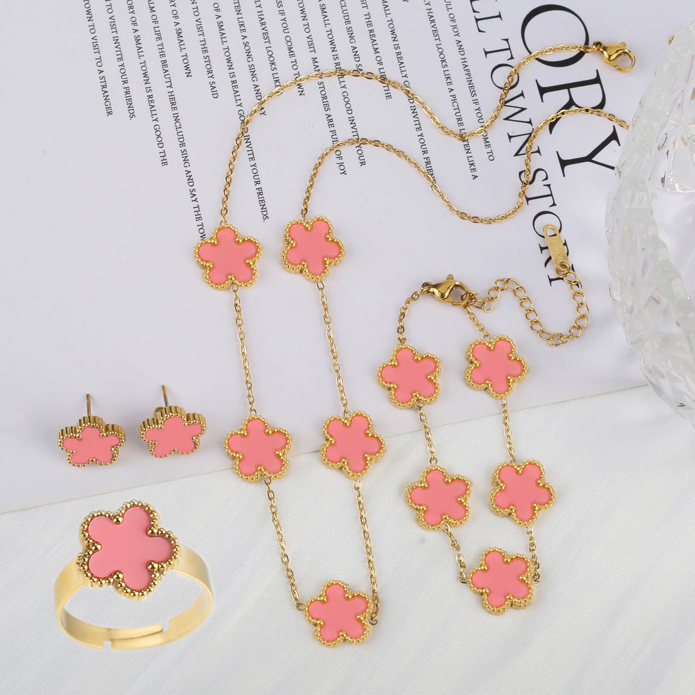 4pcs Bracelet Necklace Earrings Ring Stainless Steel Five Leaf Flower Jewelry Set Classic for Woman New Fashion Jewelry Clover