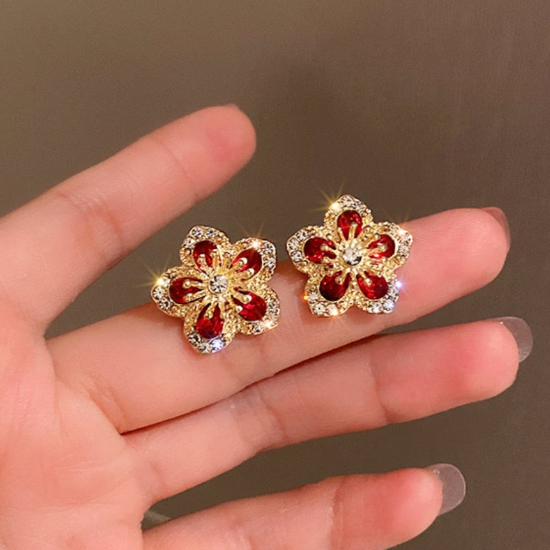 White Flower Stud Earrings
