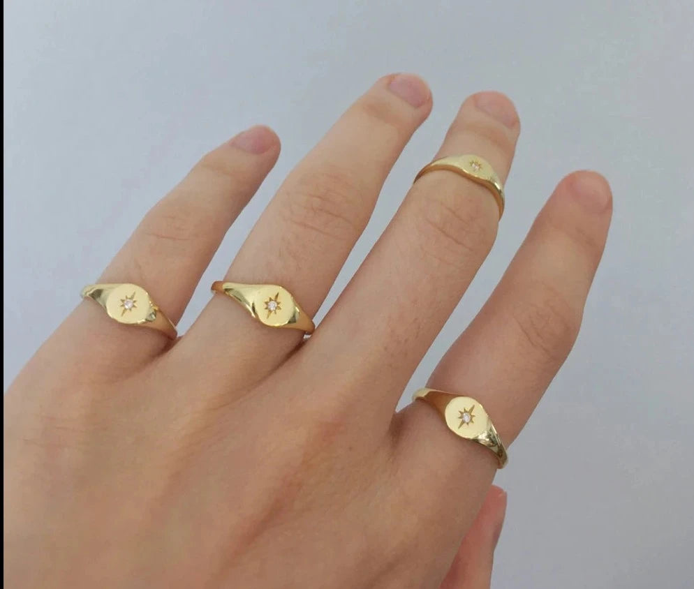 Gold Color Engagement North Star Starburst Signet Rings Minimal Delicate Simple Finger Jewelry 2023 Valentine's Day Gift Women