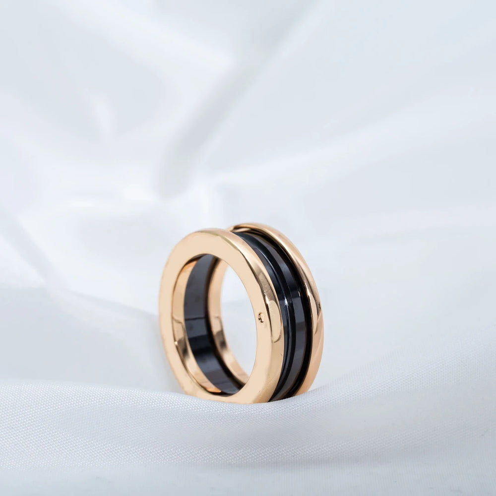 Fashion Classic Brand Rose Gold Black  Ceramic Ring for Ladies And Couples Gifts Simple and High End Luxury Banquet Jewelry