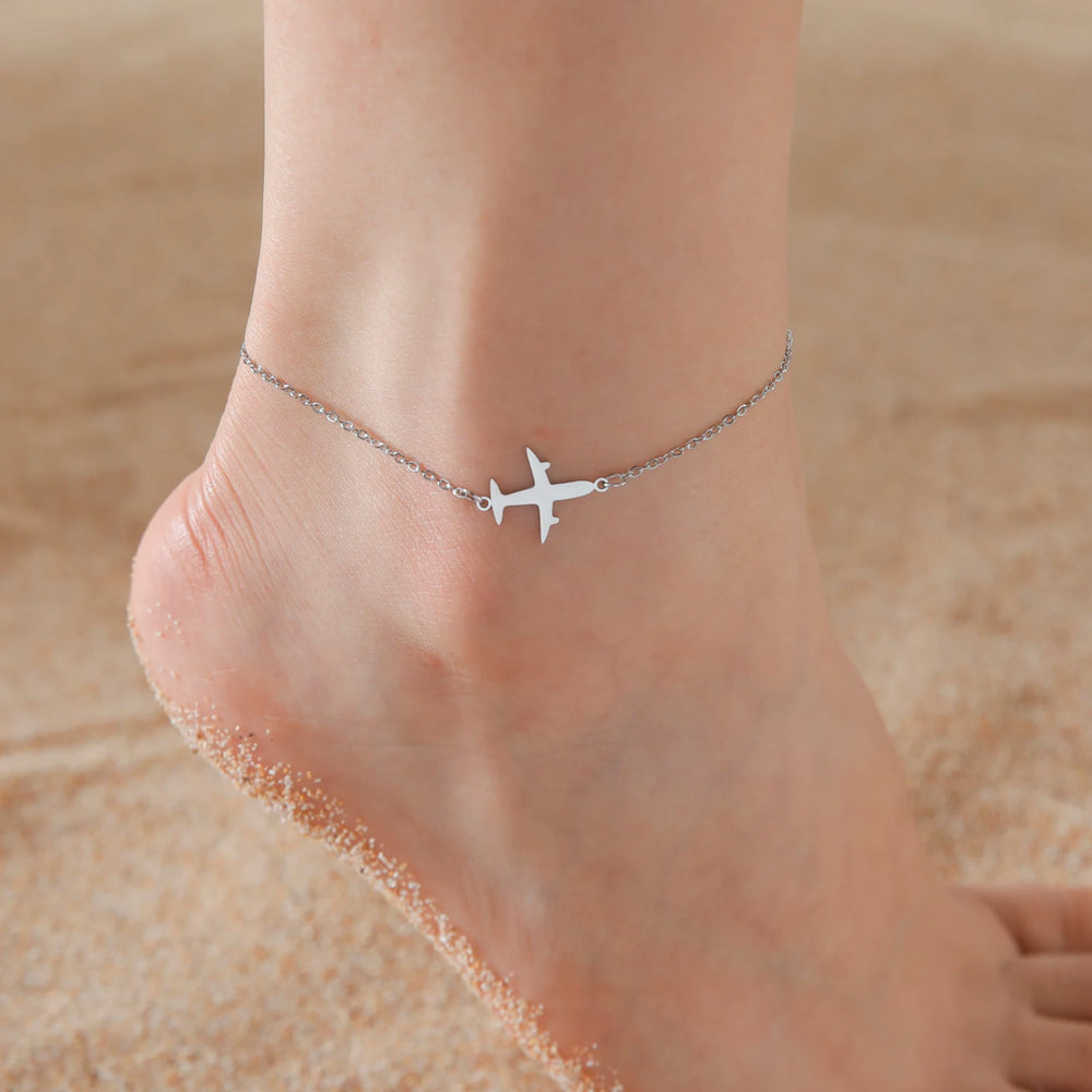 Cute Walking Cat Anklets for Women Stainless Steel Jewelry Foot Bracelet Fashion Summer Beach Accessories 2024
