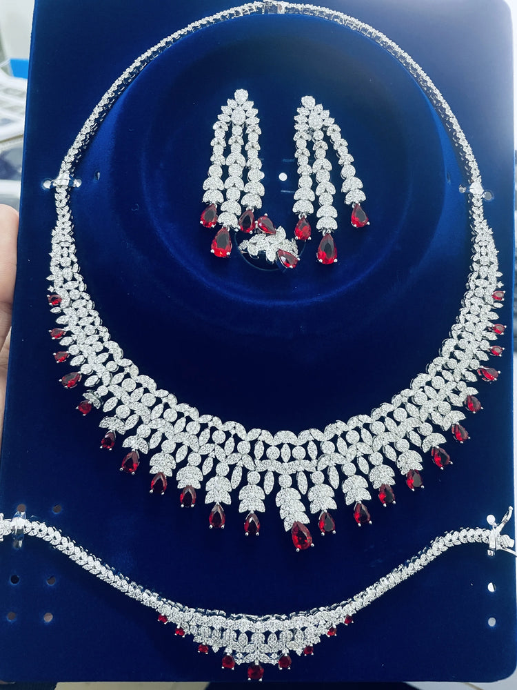 2025 New 4-piece Bride Zirconia Full Set Women's Party Jewelry Set Dubai Nigeria Crystal Wedding Jewelry Set