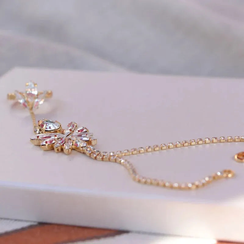 Bridal Crystal Ring Bracelet Chain Wedding Jewelry for Women Fashion Rhinestone Finger Bracelet Wrist Chain Party