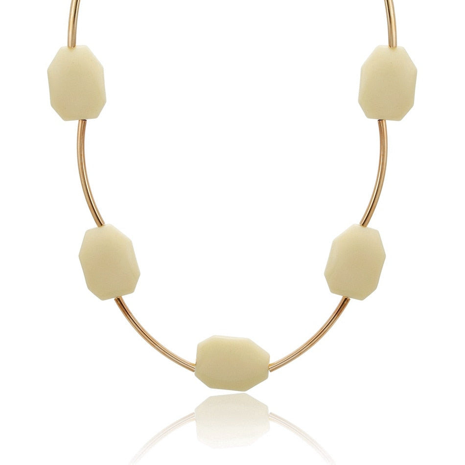 Charm your neck with these stunning geometric wooden blocks necklaces &amp; pendants! Crafted from Metal, they make a unique fashion statement. Experience the rope chain’s captivating look to ignite your ensemble!