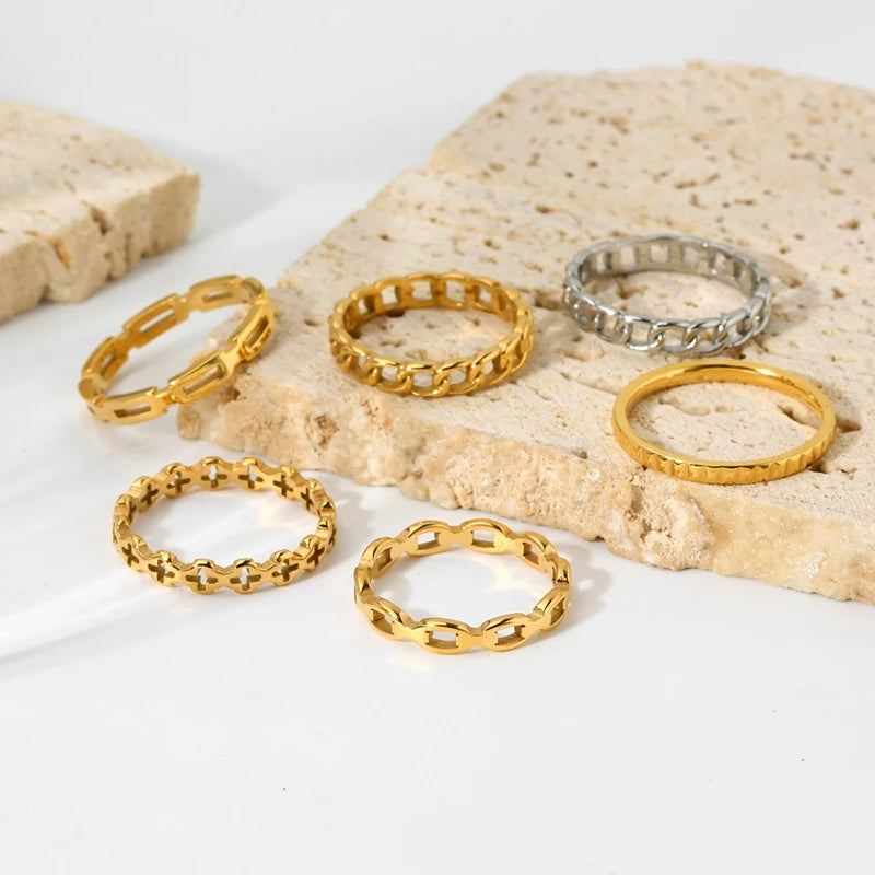 Simple Stainless Steel Plated 18K Gold Twisted Cross Geometric Texture Stacking Ring for Women Jewelry Gift