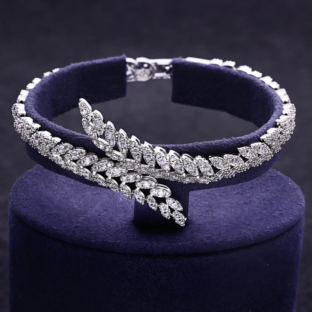 2025 Best Selling African 4-Piece Bridal Jewelry Set New Fashion Dubai Jewelry Set Women's Wedding Party Accessories Design