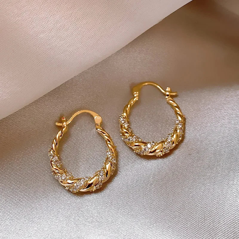 1pair New Design Light Luxury Unique Zircon Winding Hoop Earrings Fashion Women Elegant Gold Color Metal Jewelry Gifts