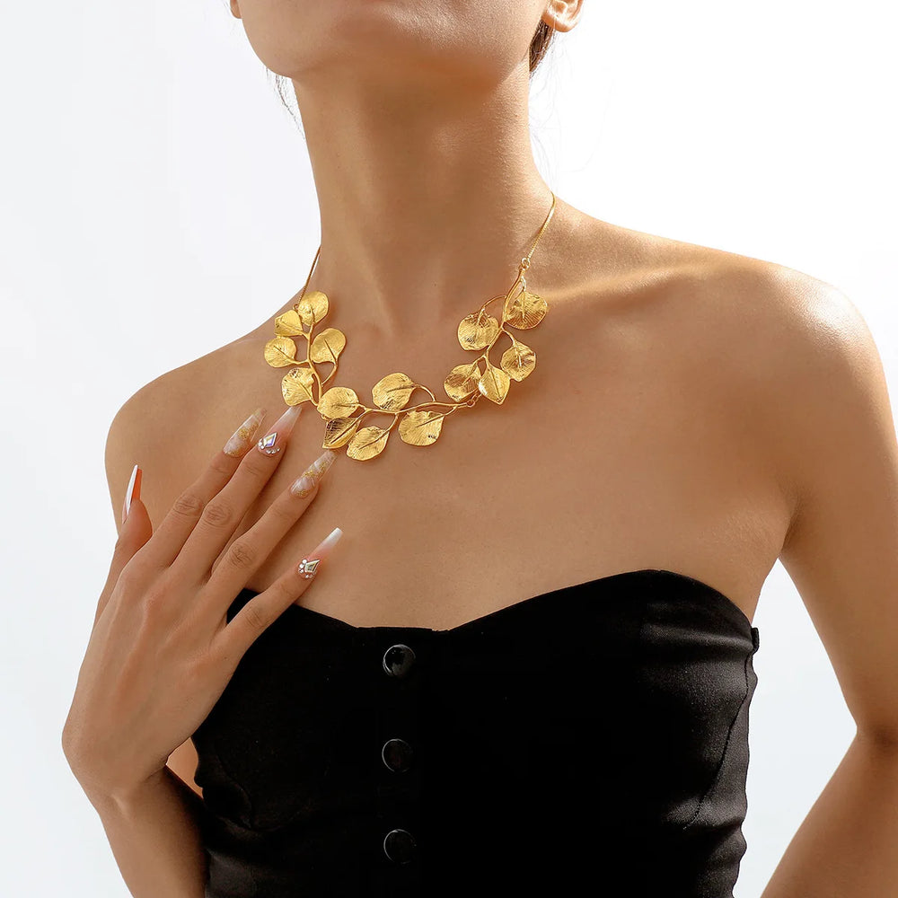 2025 Earring Necklace Luxury Metal Leaf Earrings Choker for Women Personality Jewelry Gift Wholesale