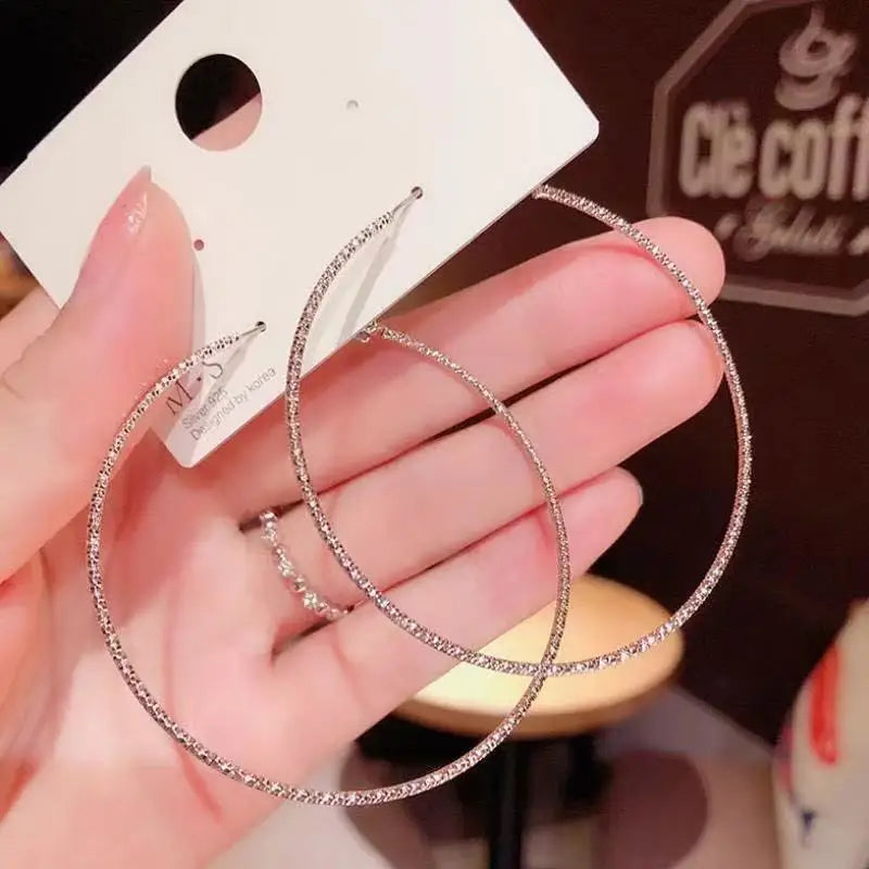 2025 New Inlaid Rhinestone Pearl Stud Earrings Women Personality Fashion Unique Design Earrings Wedding Jewelry Birthday Gift