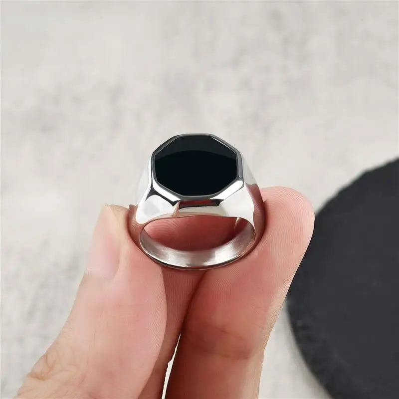 Luxury Style Men's Ring Stainless Steel Black Glossy Flat Ring Punk Rock Smooth Signet Ring For Men Fashion Jewelry Wholesale