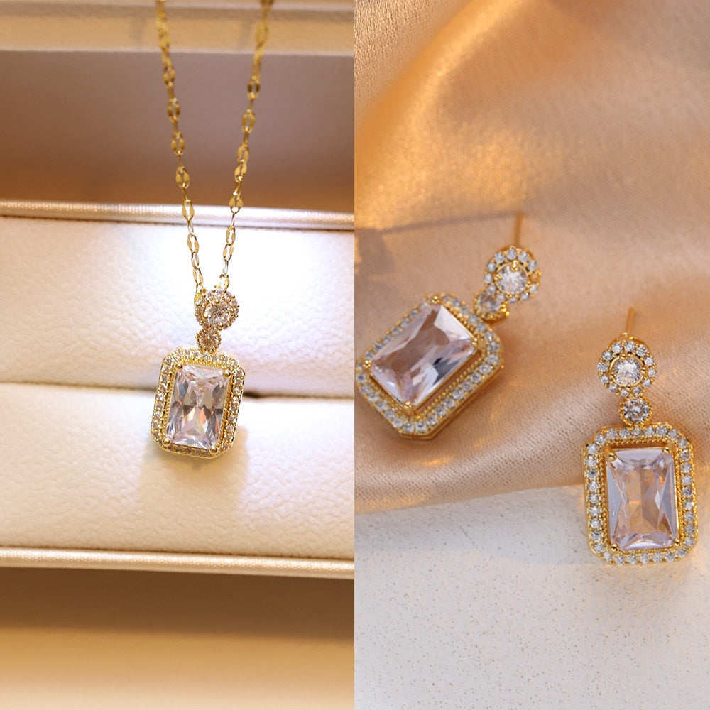 Bridal Exquisite Emerald Green Geometric Earring And Necklace Set