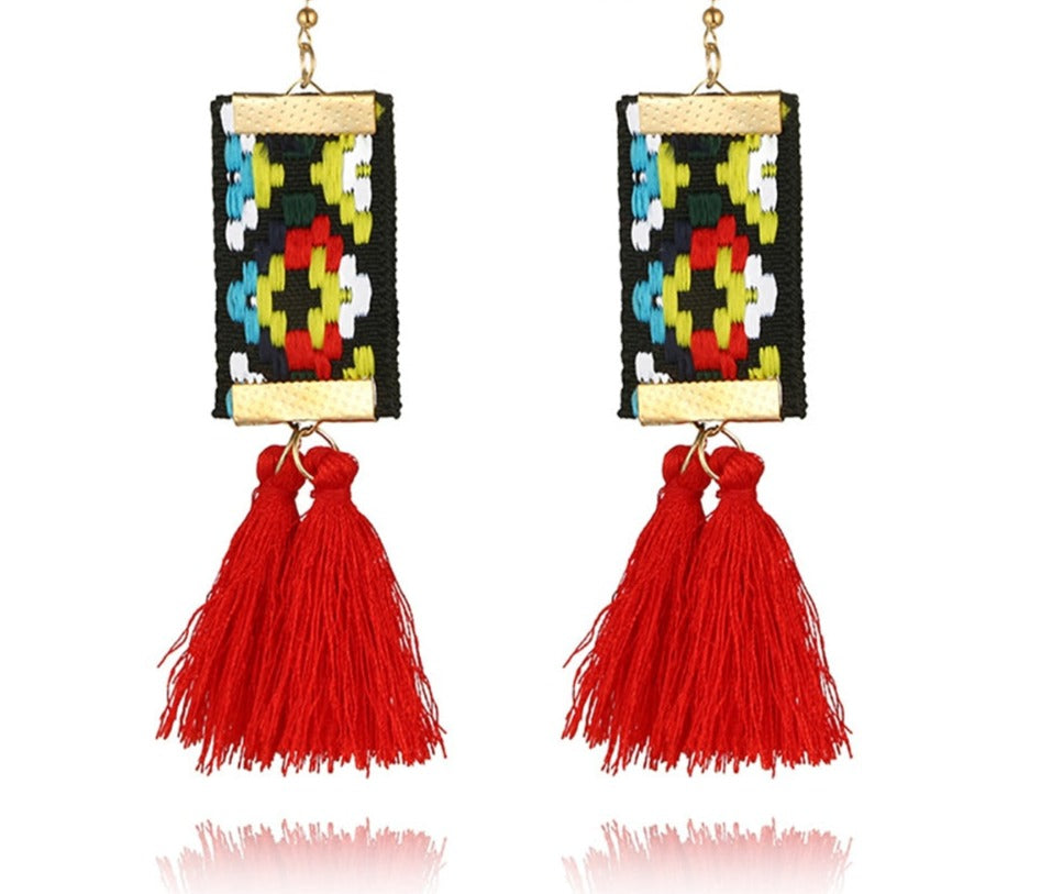 These fashionable Ethnic Square Earrings feature a chic zinc alloy design perfect for any stylish look! Ideal for the modern woman, these drop earrings make a bold statement in any ensemble.